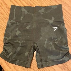 NWOT GYMSHARK ADAPT CAMO SEAMLESS SHORTS XS